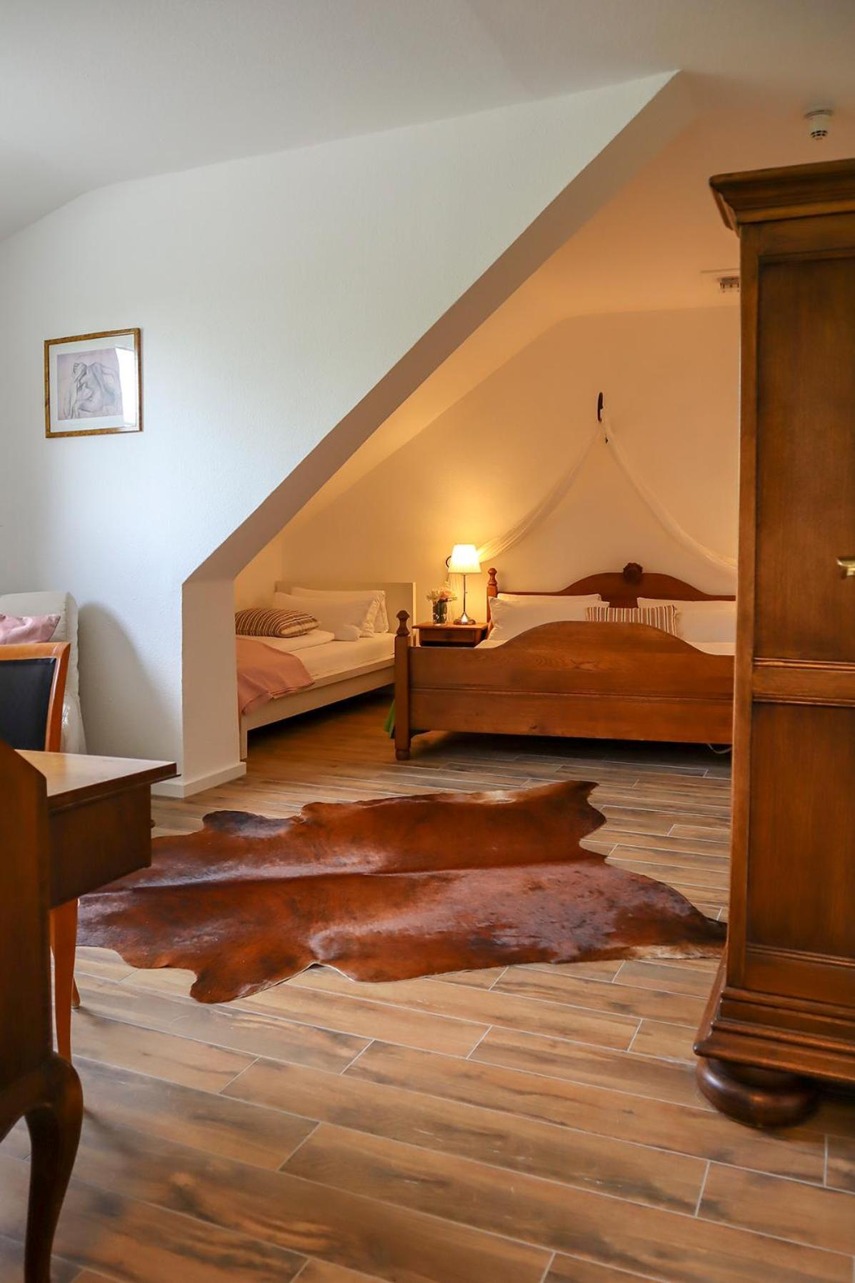 Hotel Gut Moschenhof Дюссельдорф Экстерьер фото