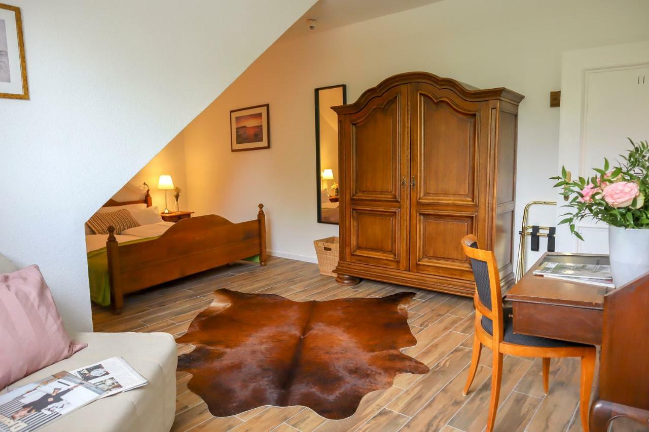 Hotel Gut Moschenhof Дюссельдорф Экстерьер фото